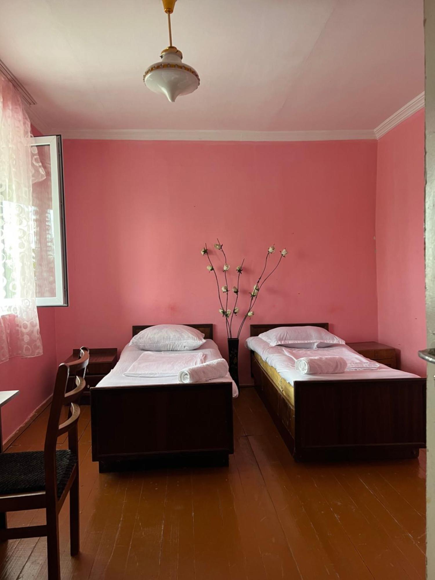 Mamuka'S Guesthouse Удабно Экстерьер фото